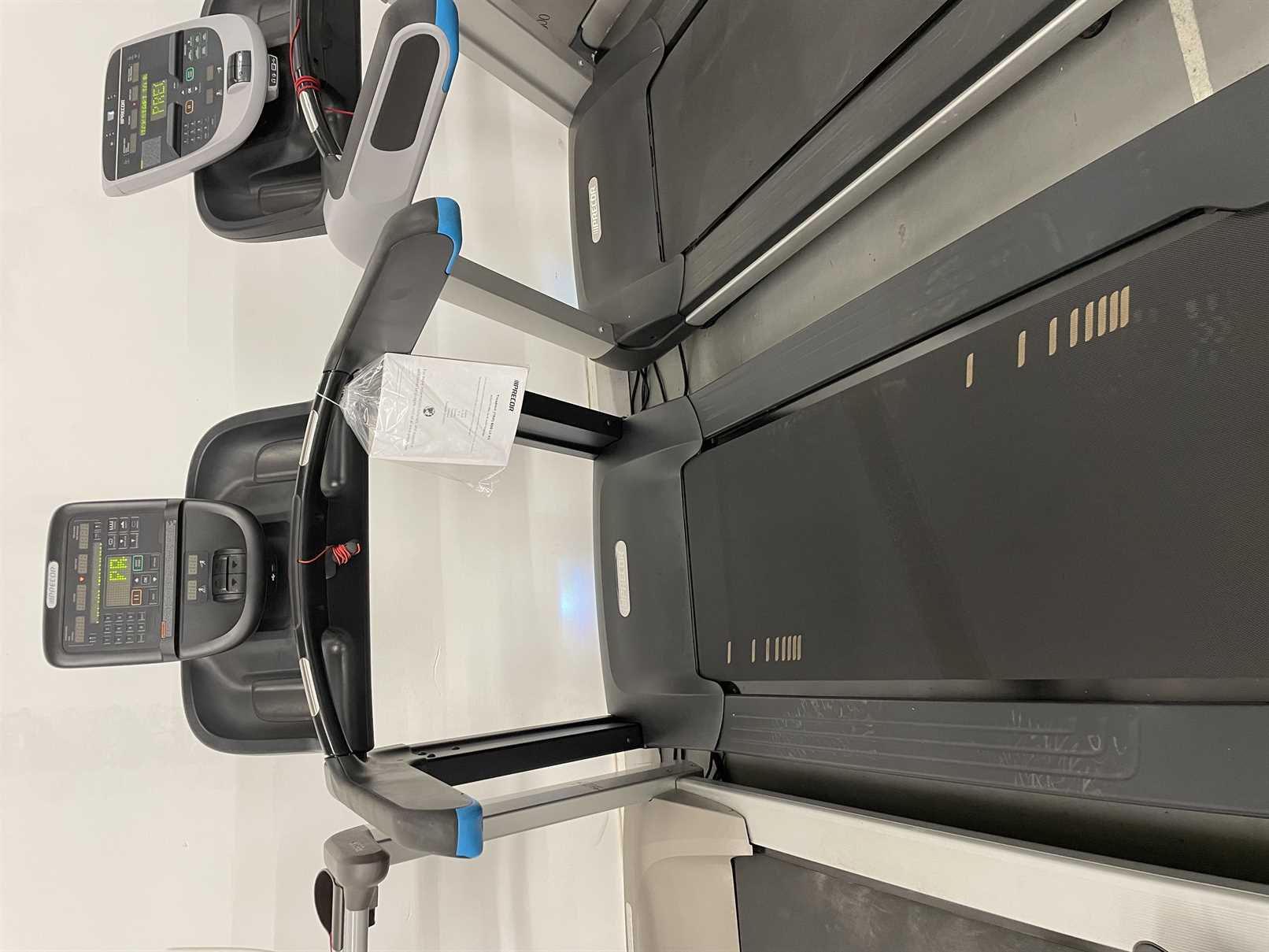 New(other) Precor TRM 835 W/ P31 TRM800-18- AFEL Non Folding Treadmill