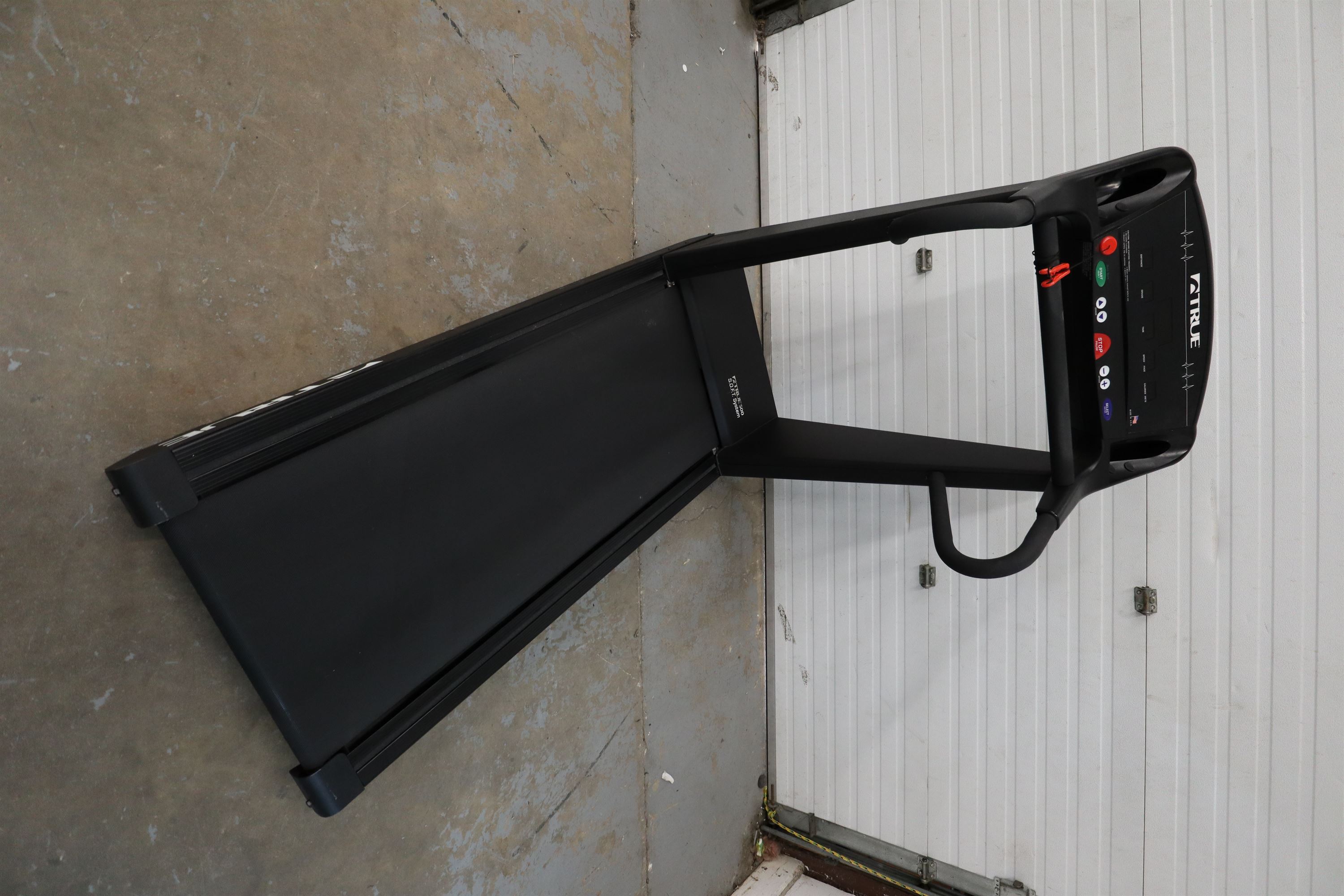 Used True Fitness 500 Soft System 500Z Non Folding Treadmill