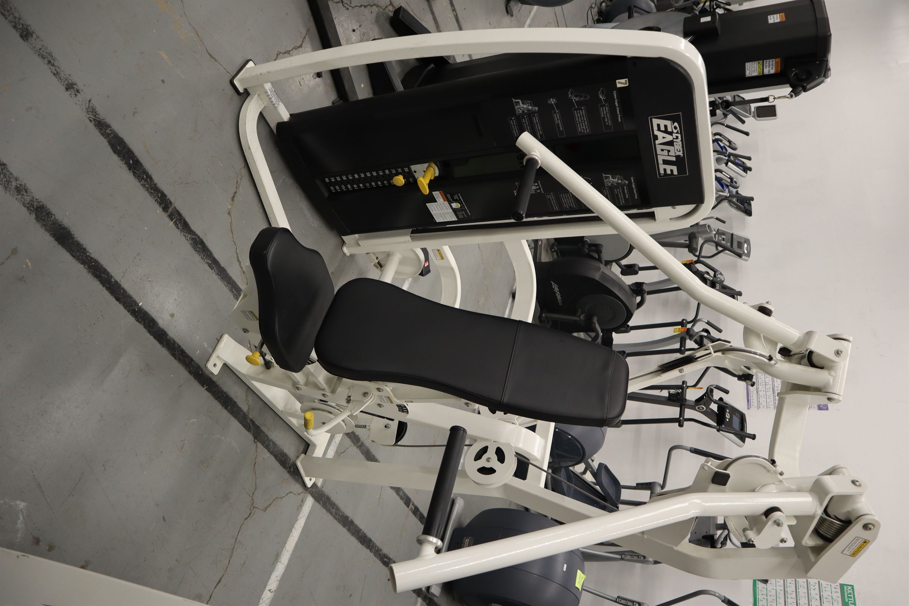 Used Cybex Eagle Chest Press 1100091 Strength System