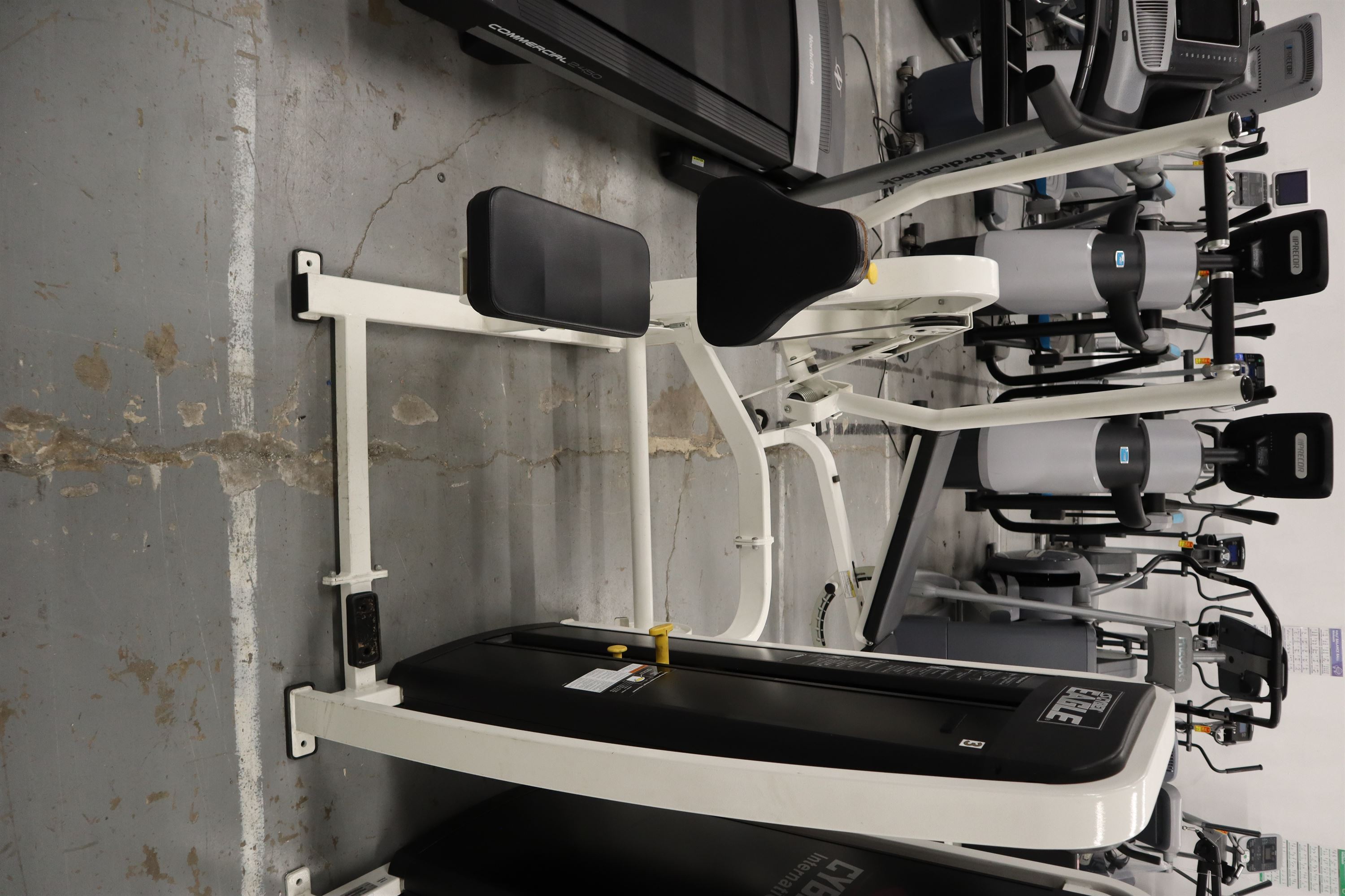 Used Cybex Cybex Eagle Chest Supported Incline Pull Back 1102091 Strength System