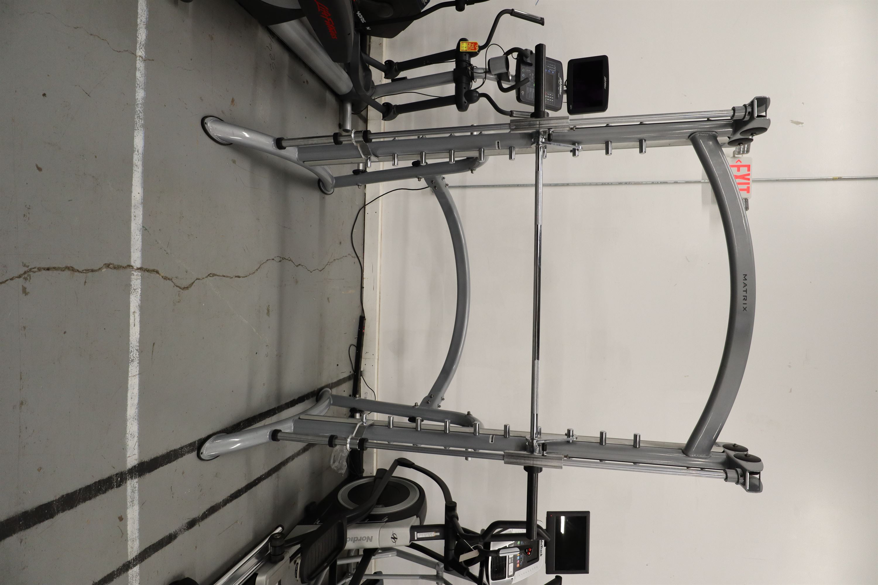Used Matrix MG-PL62 Linear Smith Machine PL62BE Strength System