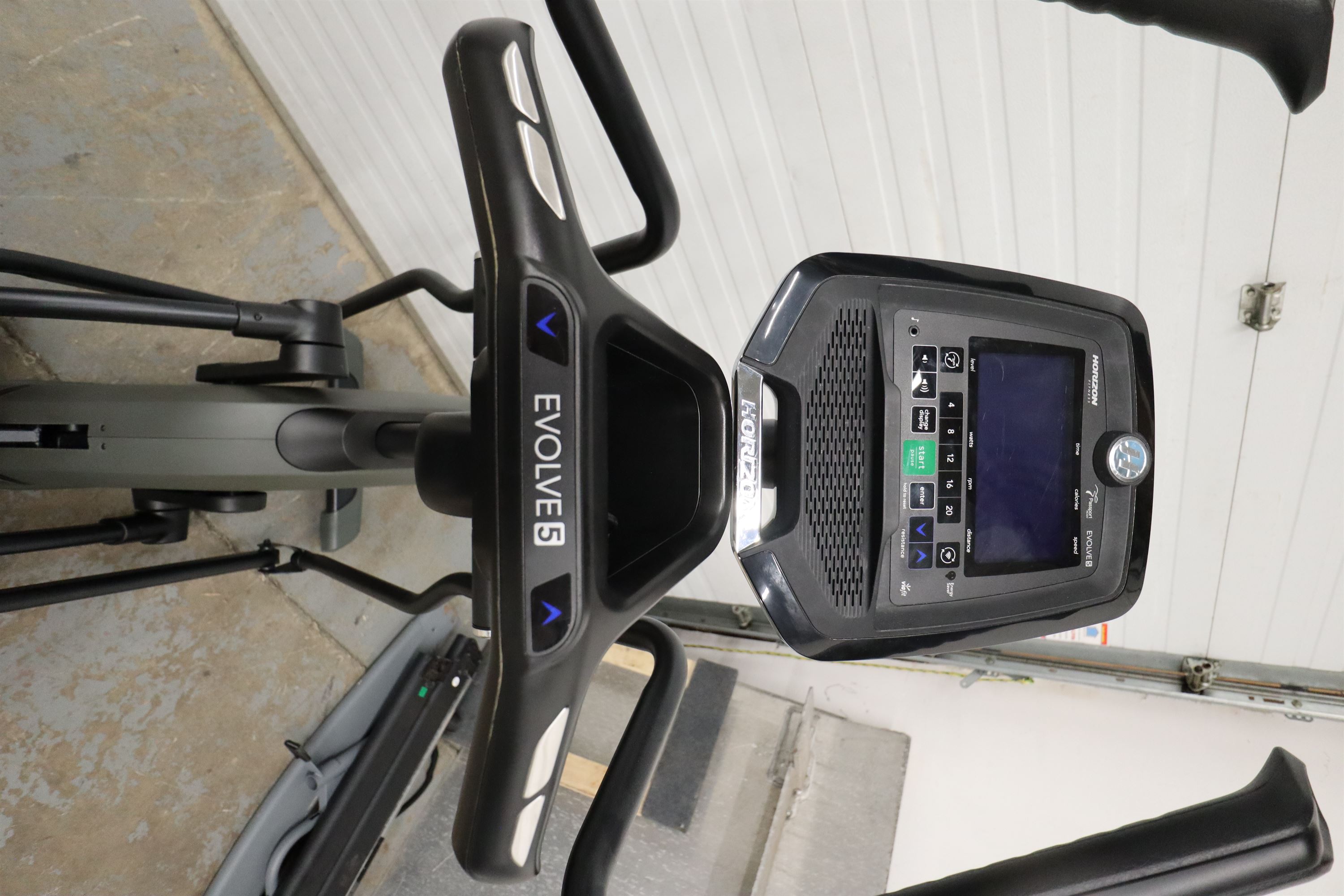 Used Horizon Fitness Evolve 5 Space Saver EP584B Folding Elliptical